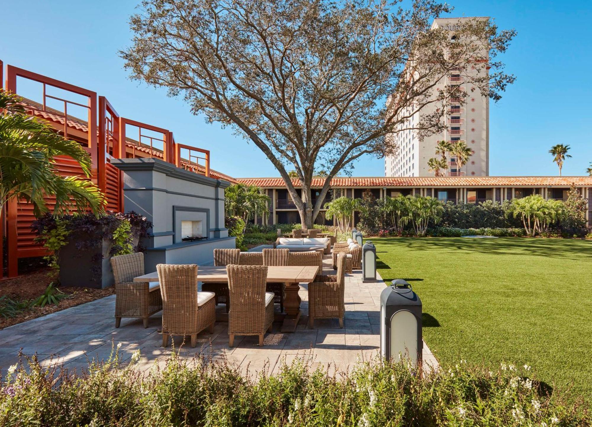 Doubletree By Hilton Hotel Orlando At Seaworld Williamsburg المظهر الخارجي الصورة